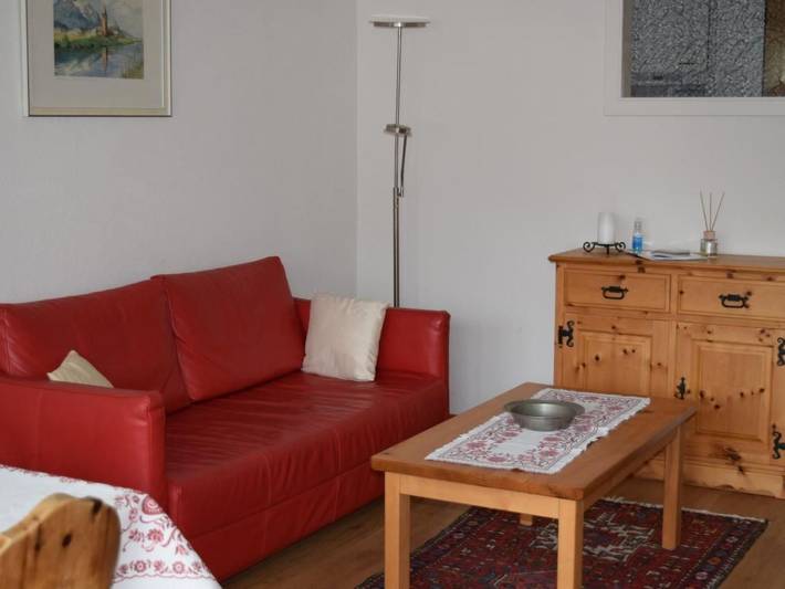 Ferienwohnung für 2 Personen, mit Balkon und Garten sowie Ausblick in Sils Maria