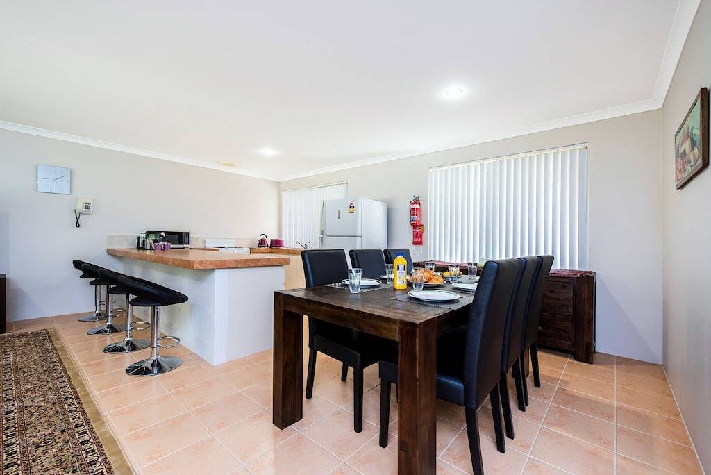 Waves And Moore - Beautifully presented home in Guilderton, Western Australia