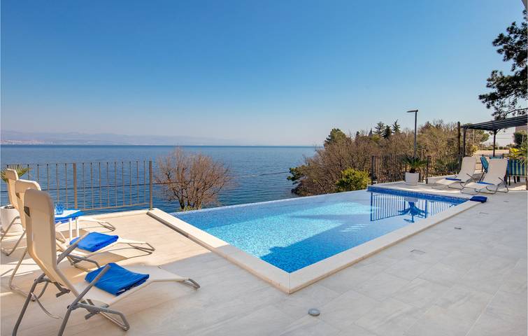 Ferienhaus für 12 Personen, mit Pool und Garten sowie Terrasse, kinderfreundlich in Opatija Riviera - 3