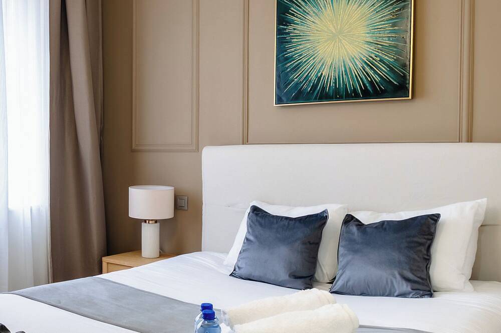 Appartement entier, Charmant Studio | Centre-ville | 2min de Métro | 401 in Bruxelles, Région de Bruxelles