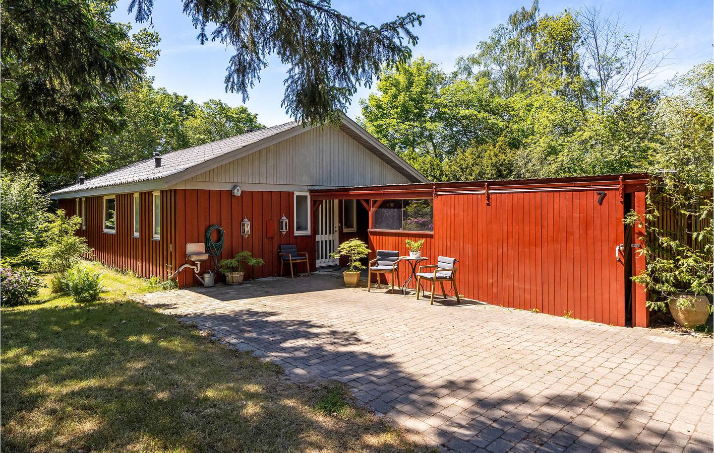 Ferienhaus für 6 Personen mit Terrasse in Strøby, Stevns und Umgebung