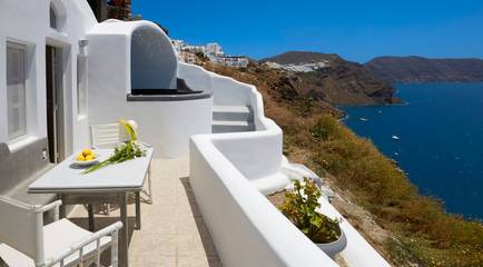 Villa for 7 People in Oia, Santorini, Photo 1