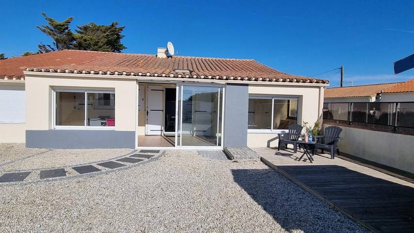 Location de vacances pour 4 personnes, avec jardin et terrasse dans Plage de La Parée
