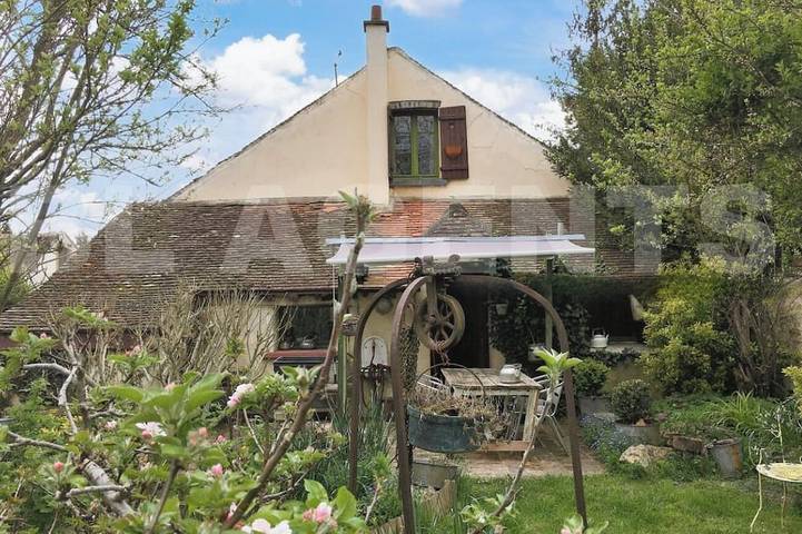 Gîte pour 6 personnes, avec Terrasse et Jardin