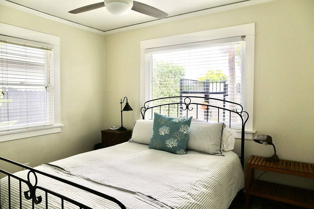 Charmanter Strandbungalow in Midtown ++ in Ventura, Ventura County