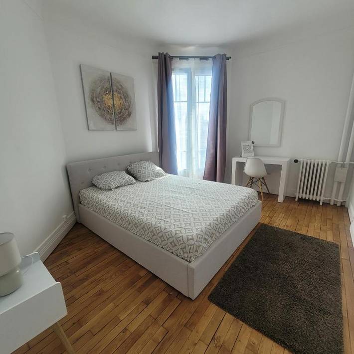 Gîte pour 4 personnes, avec balcon dans Stade Yves du Manoir - 2