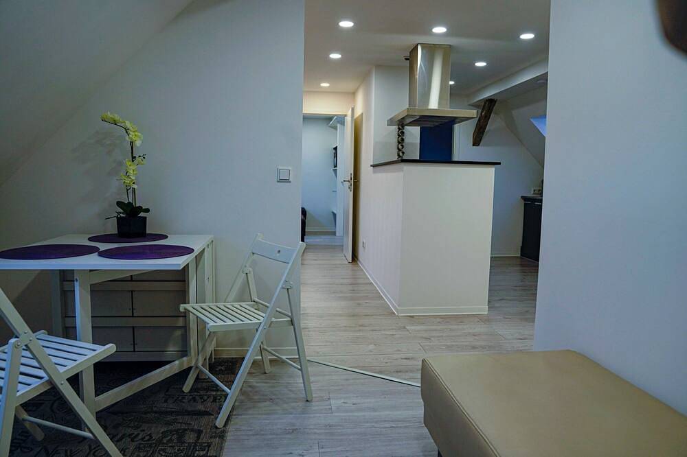 Ganze Wohnung, Top Ferienwohnung/Appartement / Monteurwohnung in Bitterfeld, Bitterfeld-Wolfen