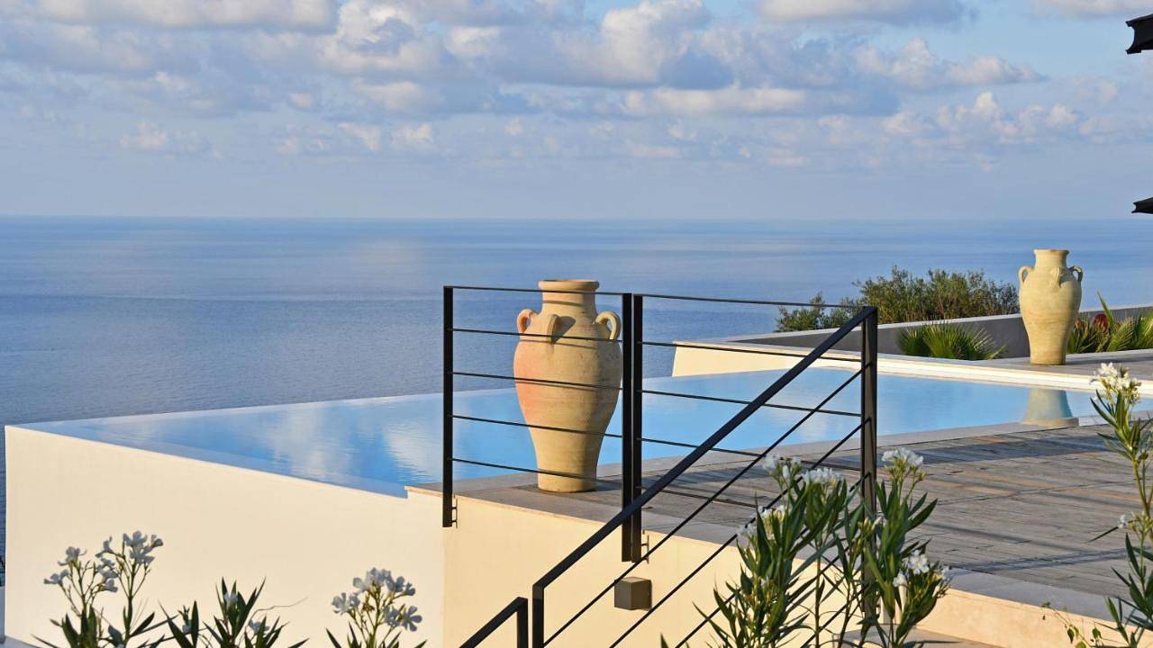 Villa Luna 8 by Massimo Villas in Sant'Ambrogio, Cefalù (Comune)