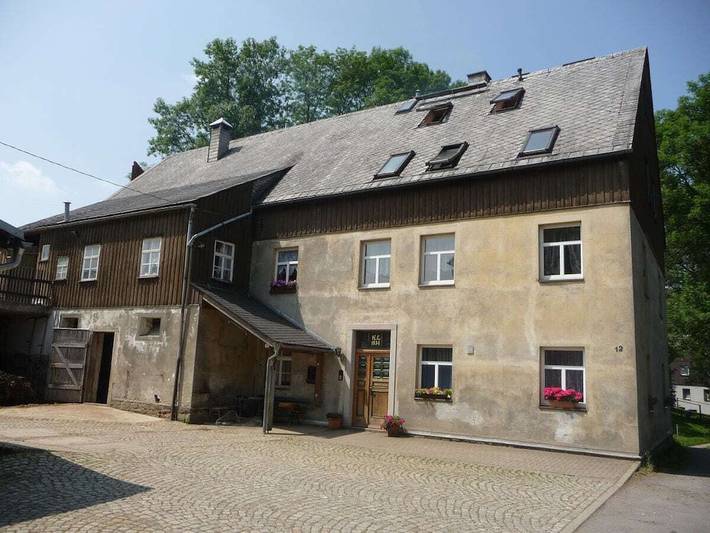 Bauernhof für 6 Personen, mit Terrasse und Garten im Erzgebirge
