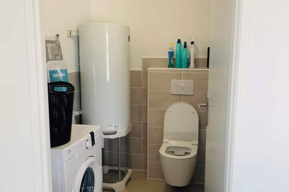 Entire apartment, Le Relais des Brias in Saint-Martin-Lacaussade, Blaye region