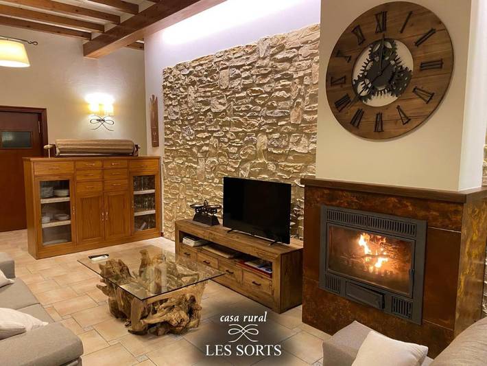 Casa rural para 6 personas, con Terraza además de Jardín y Vistas en Parc Natural de la Tinença de Benifassà