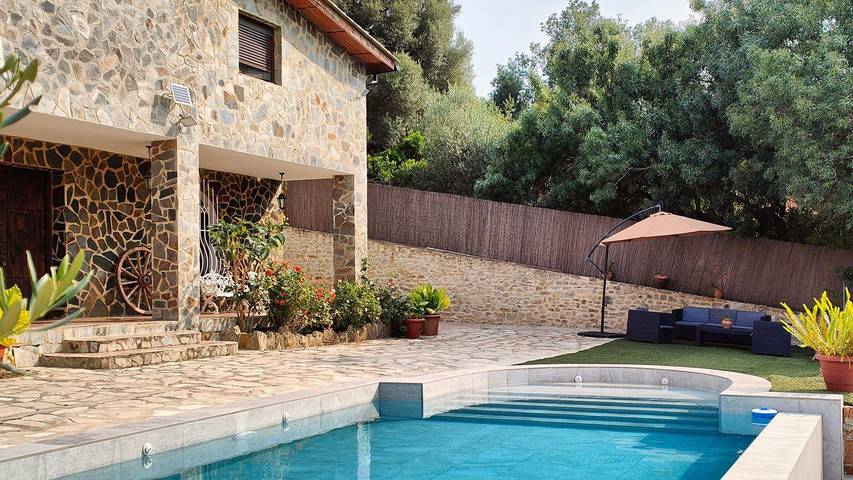 Casa de vacaciones para 10 personas, con jardín y terraza en Parque natural de Los Alcornocales - 2