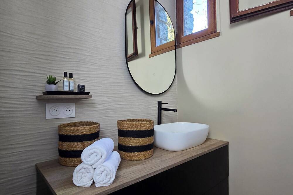 Appartamento intero, Maison de Charme Exceptional Sea & Mountain View in Belvedere-Campomoro, Sartène e dintorni