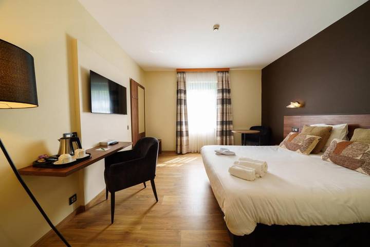 Hôtel pour 2 personnes, avec jardin ainsi que jacuzzi et piscine, animaux acceptés à Anhée - 3