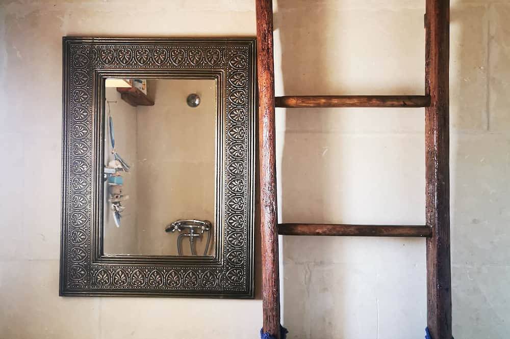 Ganze Wohnung, Romantic studio apartment in an ancient residence 5 minutes from the sea in Andrano, Lecce Provinz