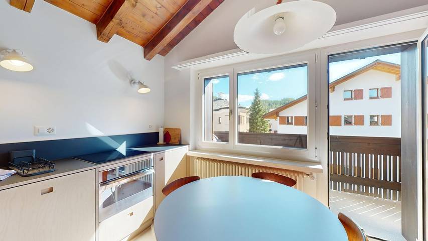 Ferienwohnung für 4 Personen, mit Ausblick und Balkon in Celerina - 2