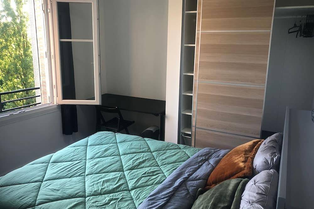 Chambre privée à 2 min du Rer D – Paris en 35 min – proche Orly in Ris-Orangis, Essonne
