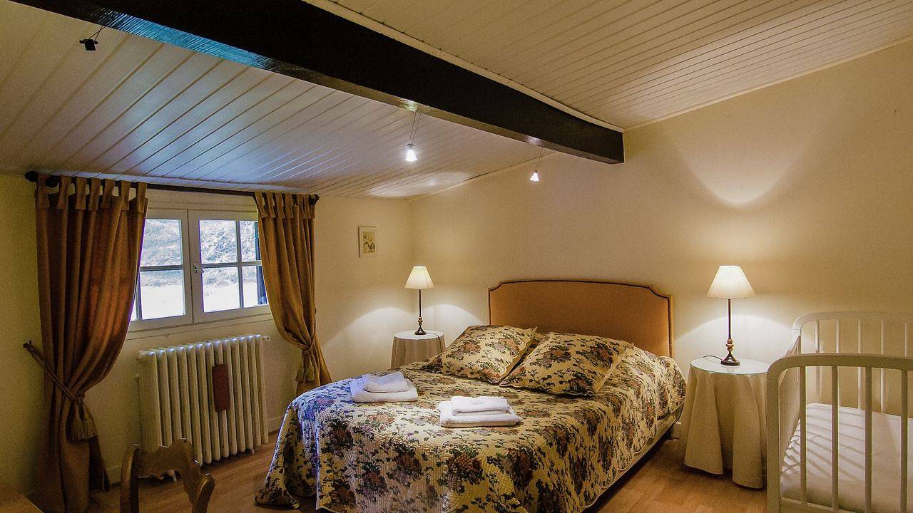 Appartement de vacances entier, Appartement de vacances pour 16 personnes avec jacuzzi in Bourgnac, Périgord Blanc