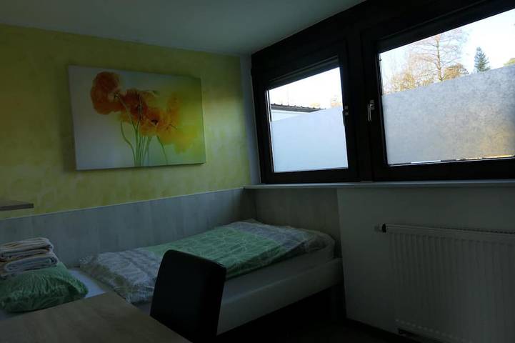 \"Entspannte Auszeit im Ferienhaus Haselbusch: Ihr Zuhause am See!\" in Badesee Haddorf, Wettringen