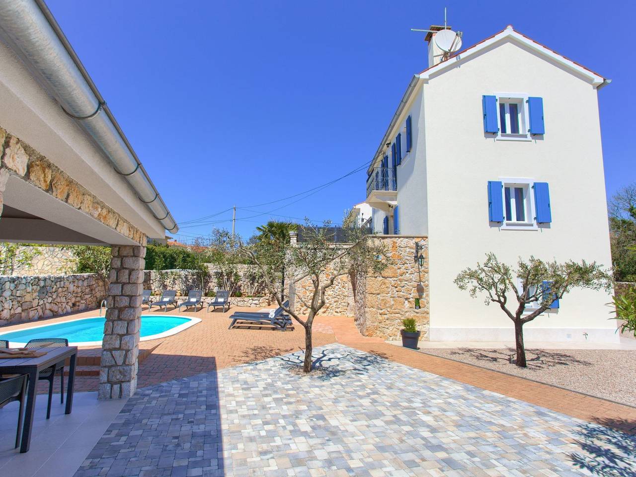 Steinvilla Margaret mit Pool und besonderem Flair in Garica, Krk