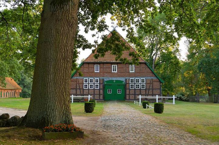 Ferienwohnung für 3 Personen, mit Terrasse und Garten