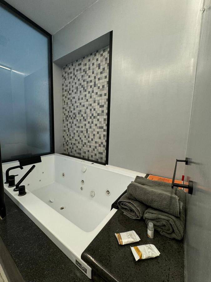 Luxury Triple Room in Marigliano, Napoli e dintorni