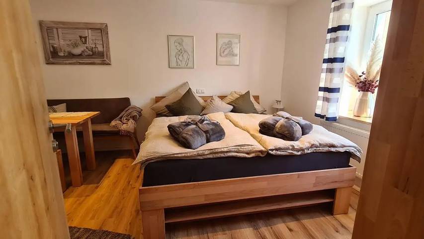 Ferienwohnung für 2 Personen, mit Terrasse und Garten in Weißenstadt
