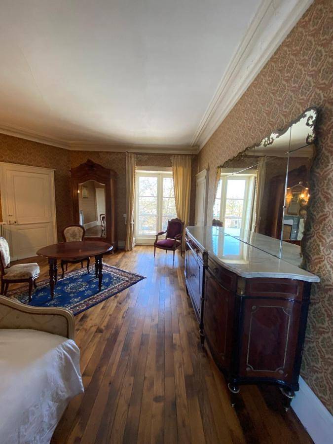 Chambre d’hôte pour 3 personnes, avec Terrasse et Jardin ainsi que Sauna et Vue