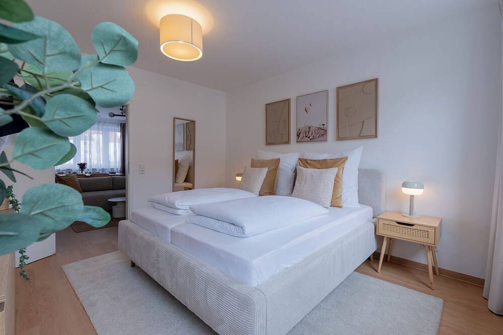 Ganze Wohnung, Sali | Design City-Apartment für bis zu 6 Personen in Trossingen, Mittlerer Schwarzwald