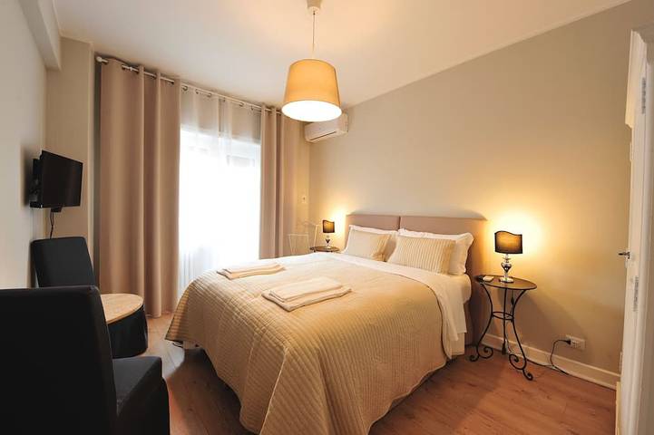 Ganze Wohnung, 6 Schlafzimmer, 3 Bäder, 1 Küche, 1 Esszimmer, 5 Gehminuten zum Vatikan in Vatikan, Rom Provinz