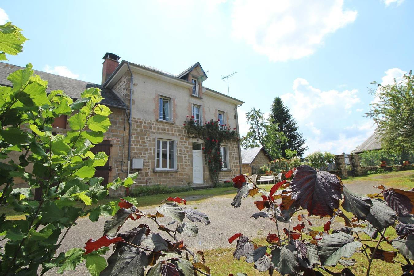Le Cent Neuf in Nedde, Limoges und Umgebung