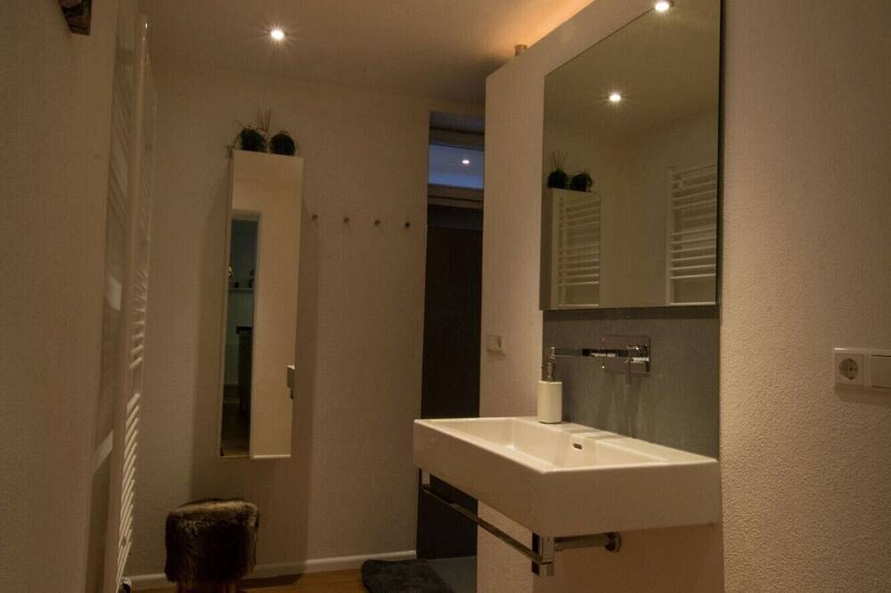 Ganze Wohnung, Wohnung Drei mit Gartensauna in Offenburg, Mittlerer Schwarzwald