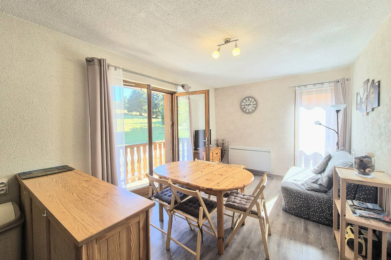 Appartement entier, Appartement 5 personnes - pied des piste Le Revard in Le Revard, Les Déserts