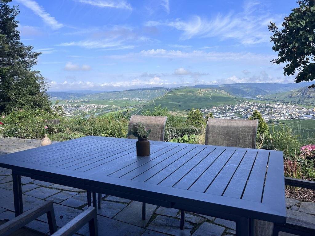 Haus mit Panoramablick in Leiwen, Moseleifel
