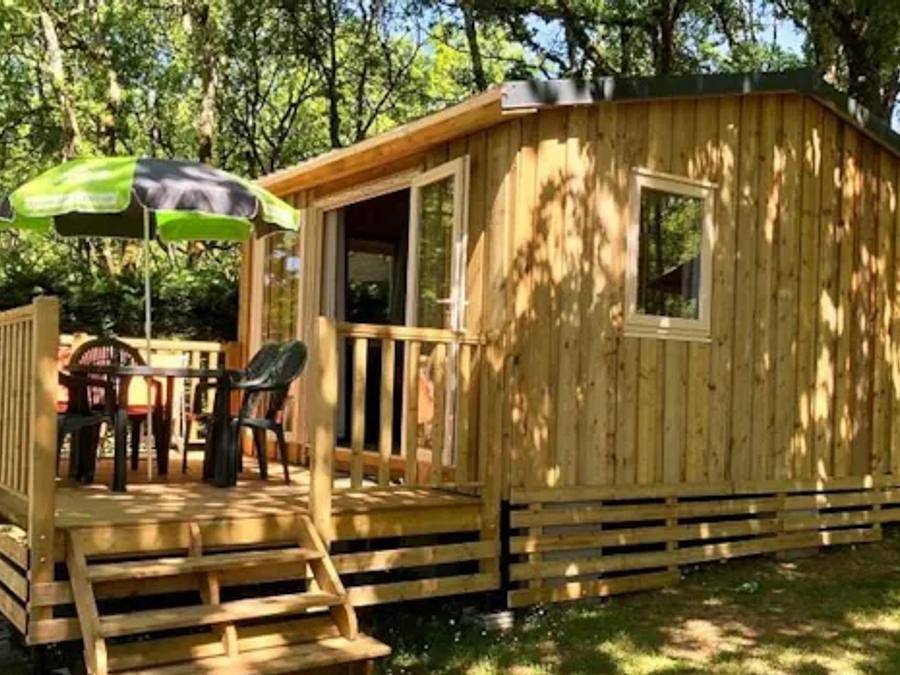 Camping Sites et Paysages - Les Hirondelles - Chalet 5 persons - Cottage Martel - 2 bedrooms - no sanitary facilities, no heating - terrace not covered in Loupiac (Lot), Lot