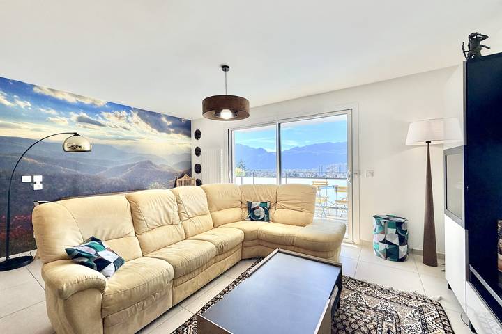 Gîte pour 4 personnes, avec vue sur le lac et balcon, adapté aux familles à Aix-les-Bains - 3