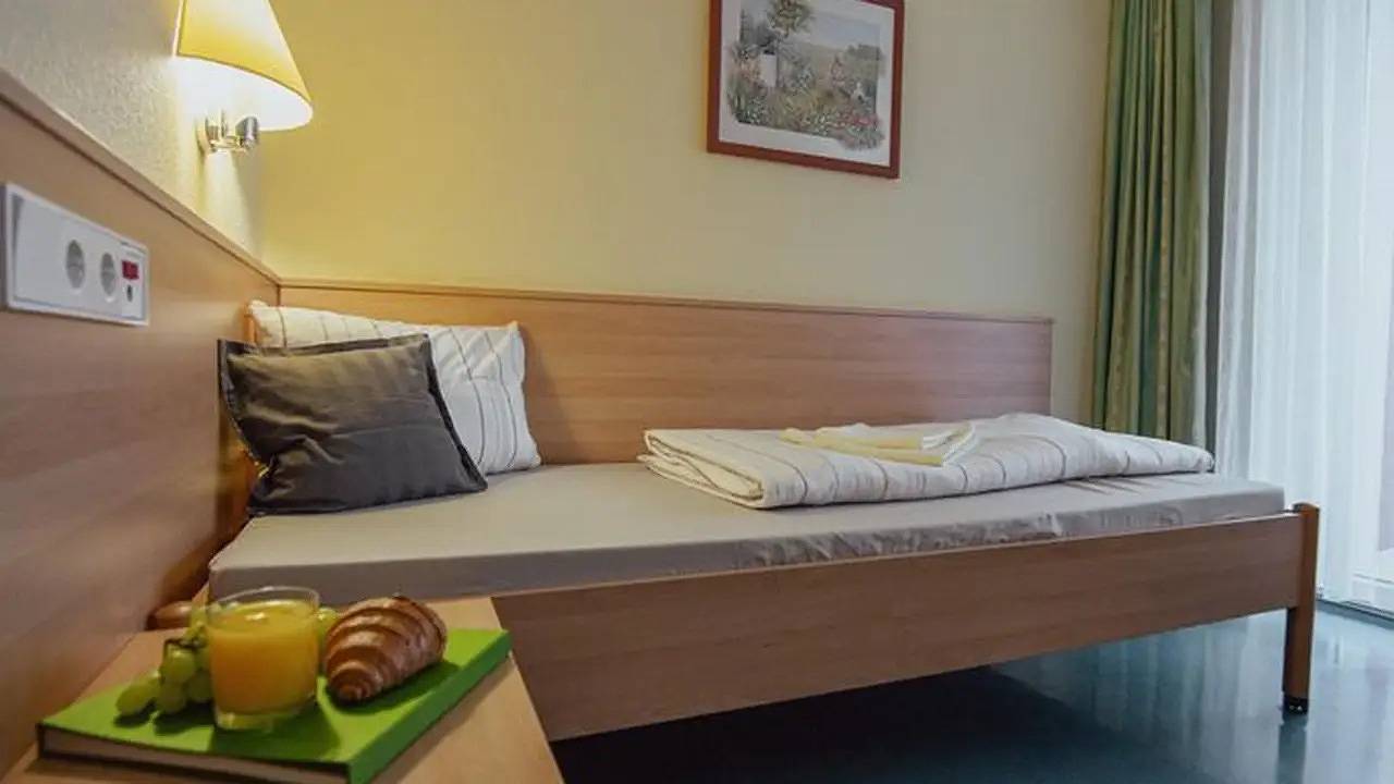 Einzelzimmer für 1 Person (24 m²) in Falkenstein/Vogtland in Falkenstein, Chemnitz und Umgebung