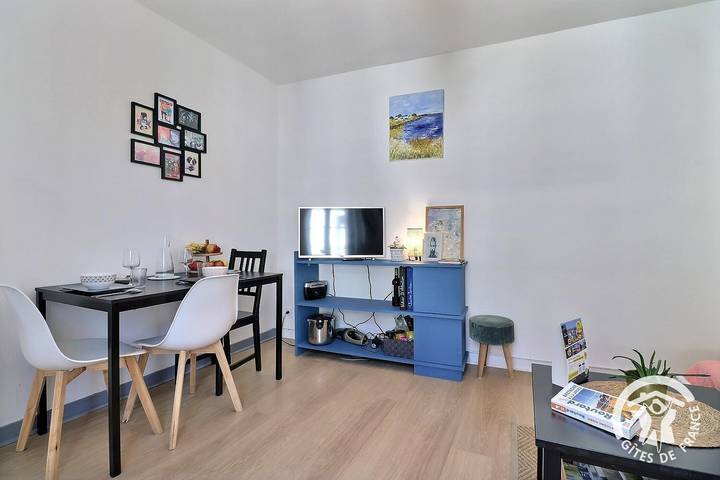 Gîte pour 2 personnes, avec vue dans Port de Plaisance des Sablons - 3