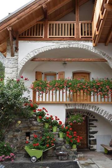 Gîte pour 2 personnes, avec jardin et balcon à Les Vigneaux