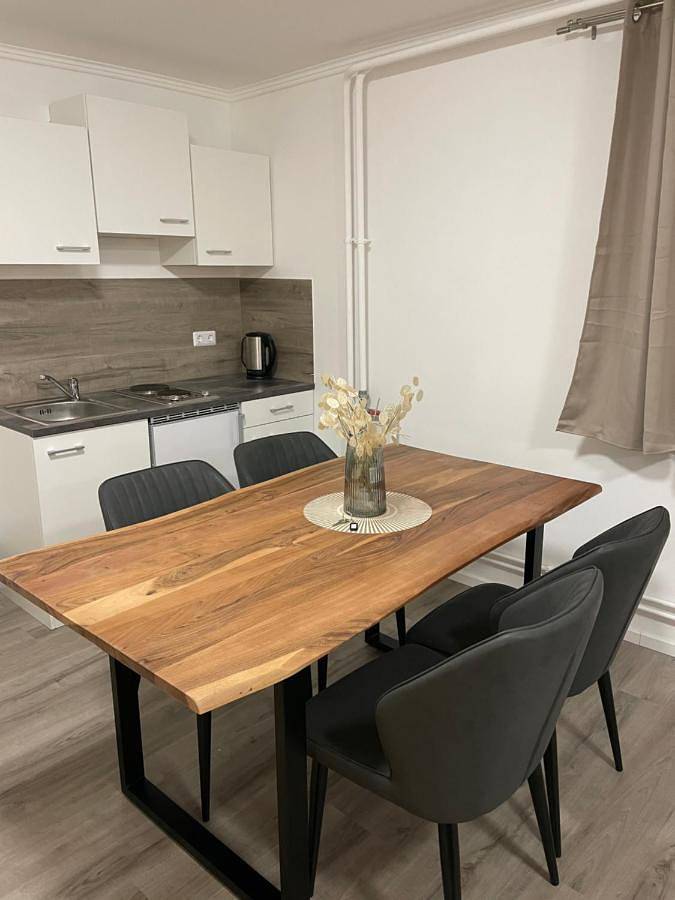 Ferienhaus für 2 Personen, mit Ausblick in Reutte - 2