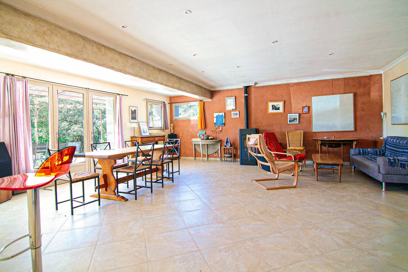 Casa de vacaciones «House Pool Out in The Wilds» con piscina compartida y Wi-Fi in Salernes, Region de Draguignan