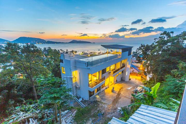 Hôtel pour 2 personnes, avec vue ainsi que balcon et piscine