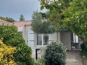 Gîte pour 6 personnes, avec terrasse et jardin à La Guérinière
