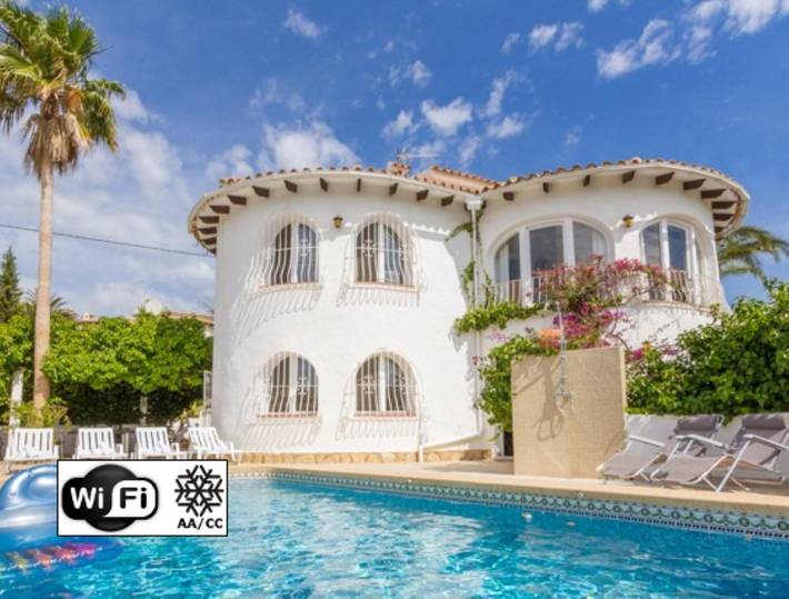 Ferienhaus für 10 Personen, mit Terrasse und Garten