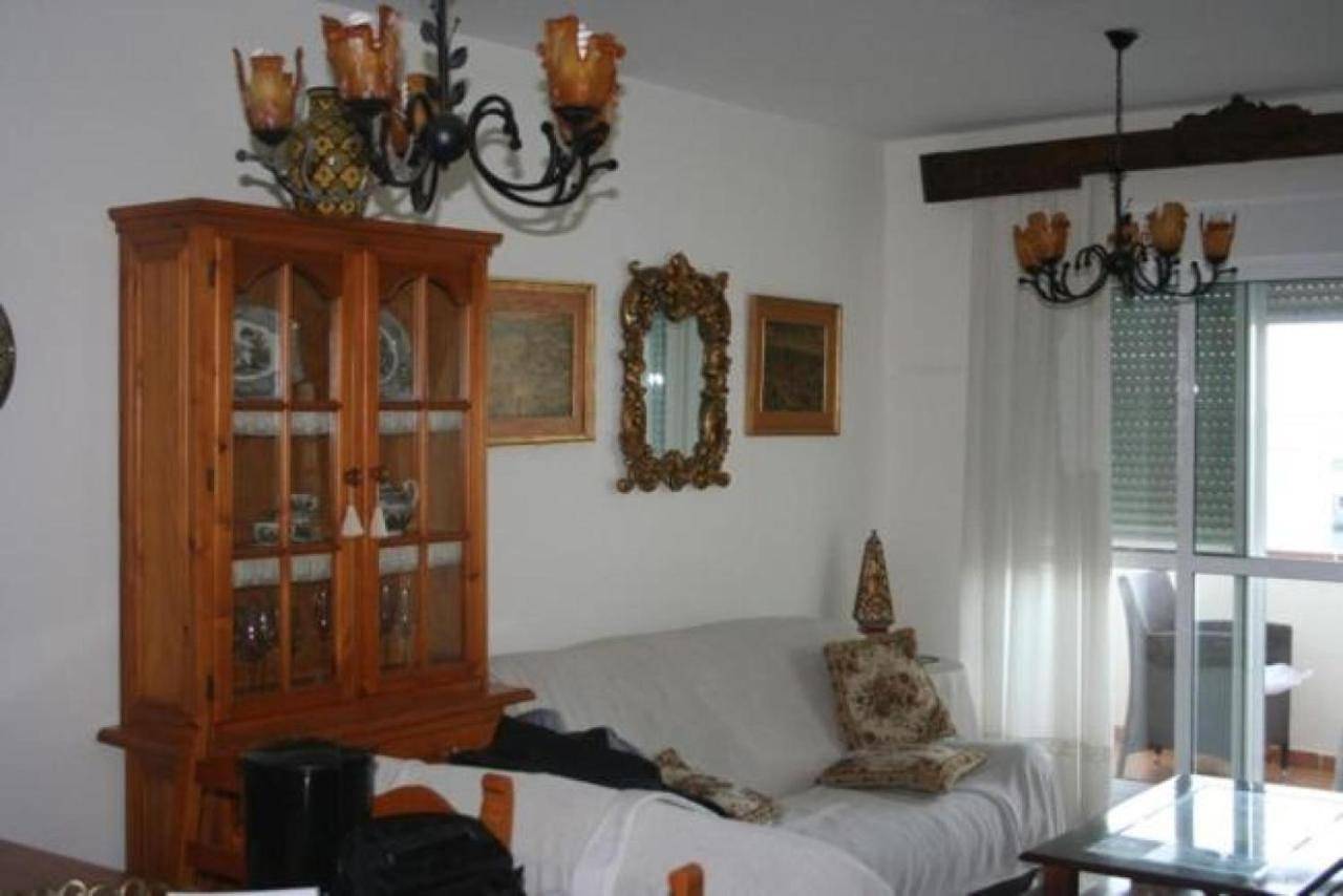Apartamento entero, Three-Bedroom Apartment in Retamar, Almería