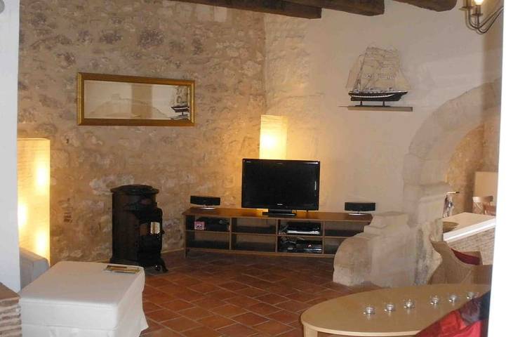 Gîte pour 6 personnes, avec terrasse, animaux acceptés à Sainte-Foy-la-Grande - 3