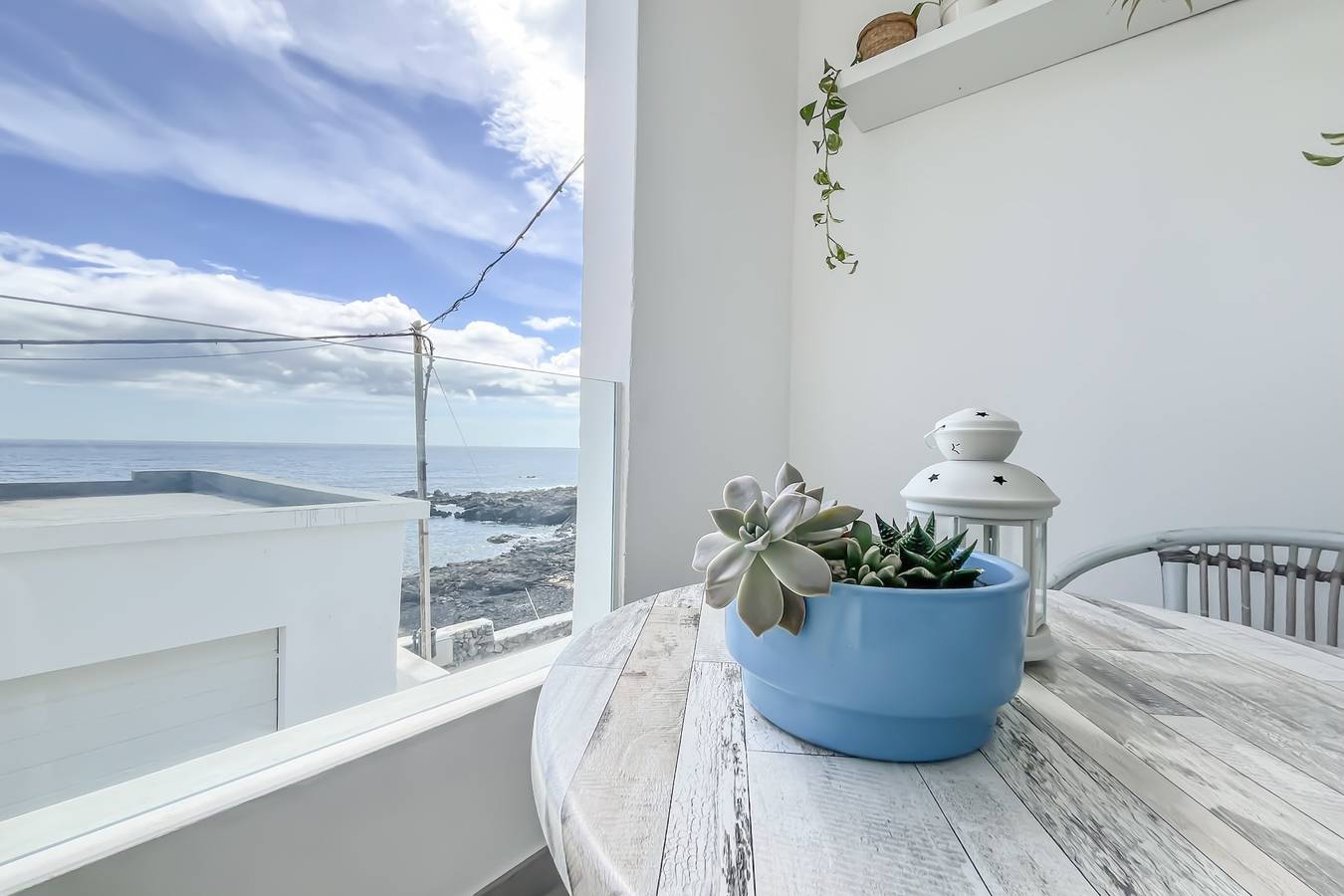 Ganze Wohnung, Ferienwohnung für 2 Personen mit Terrasse in Punta de las Mujeres, Haría