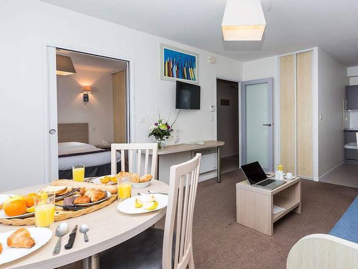 Camping pour 4 personnes, animaux acceptés dans le Limousin - 3