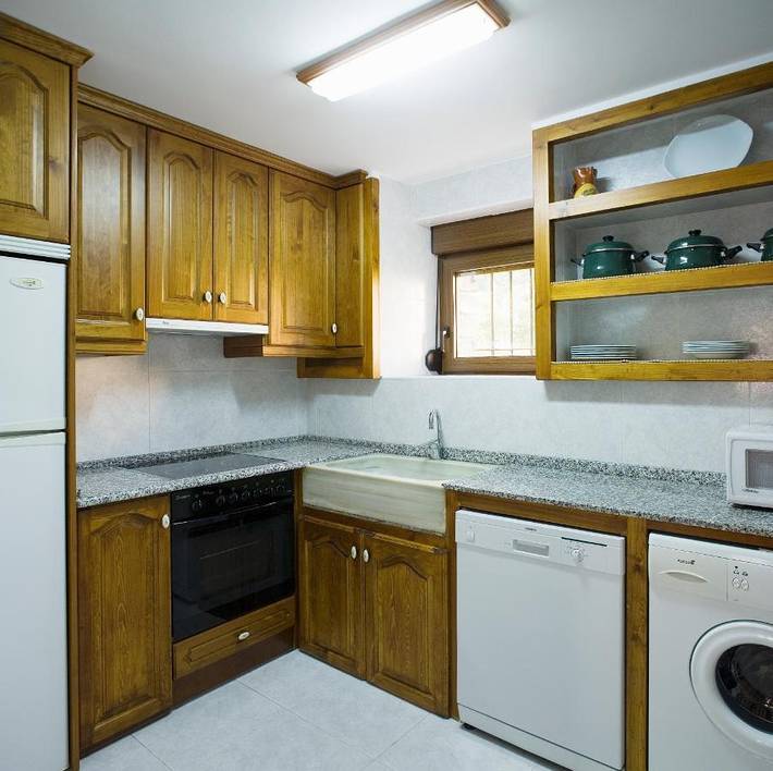 Gîte pour 3 personnes, avec Terrasse et Jardin à Broto - 2