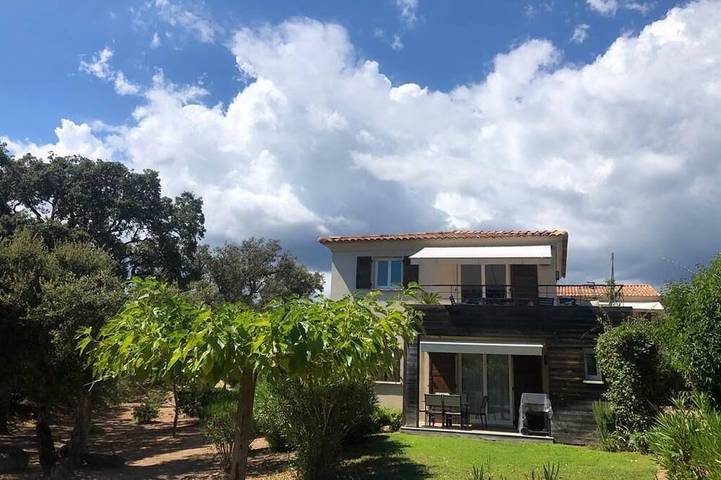 Appartement de vacances pour 4 personnes, avec terrasse et piscine